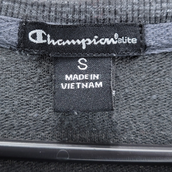 Champion Elite Active Long Sleeve Size small - Picture 4 of 4
